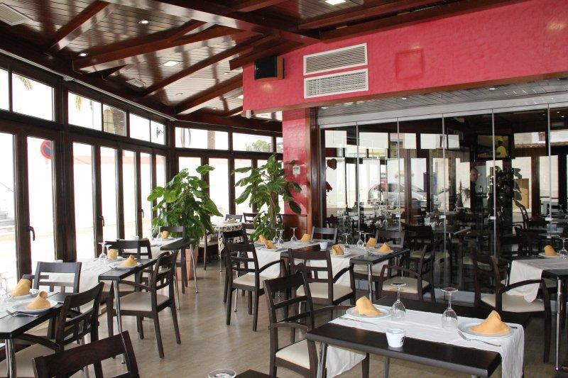 Hotel Frijon Aceuchal Luaran gambar