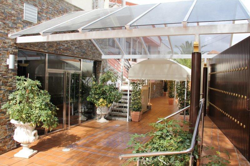 Hotel Frijon Aceuchal Luaran gambar